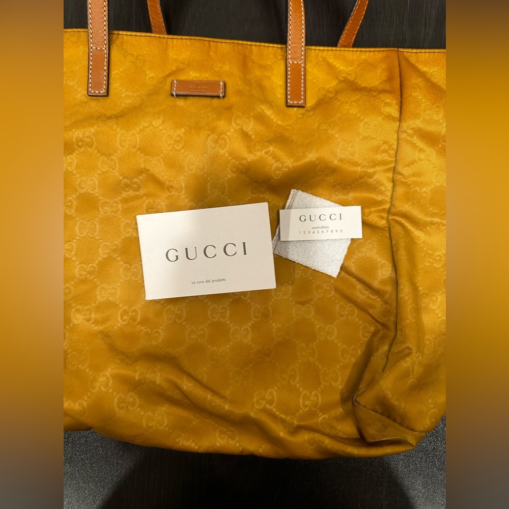 Vintage Gucci purse